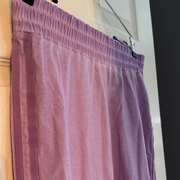 Adidas Lavender Tee and Skirt Combo - Picture 11 of 16